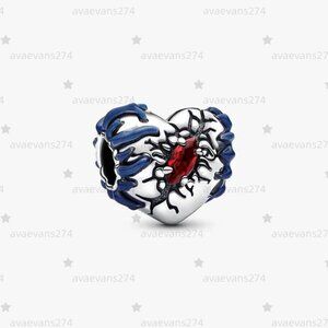 Pandora Stranger Things Glow-in-the-dark Heart Charm